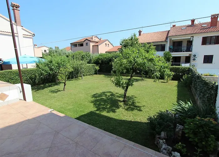 아파트 Rozela 로비니