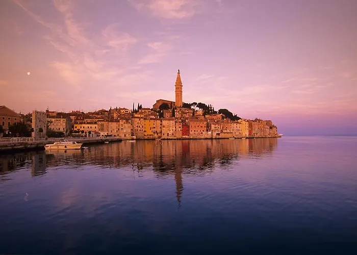 Rozela 아파트 로비니